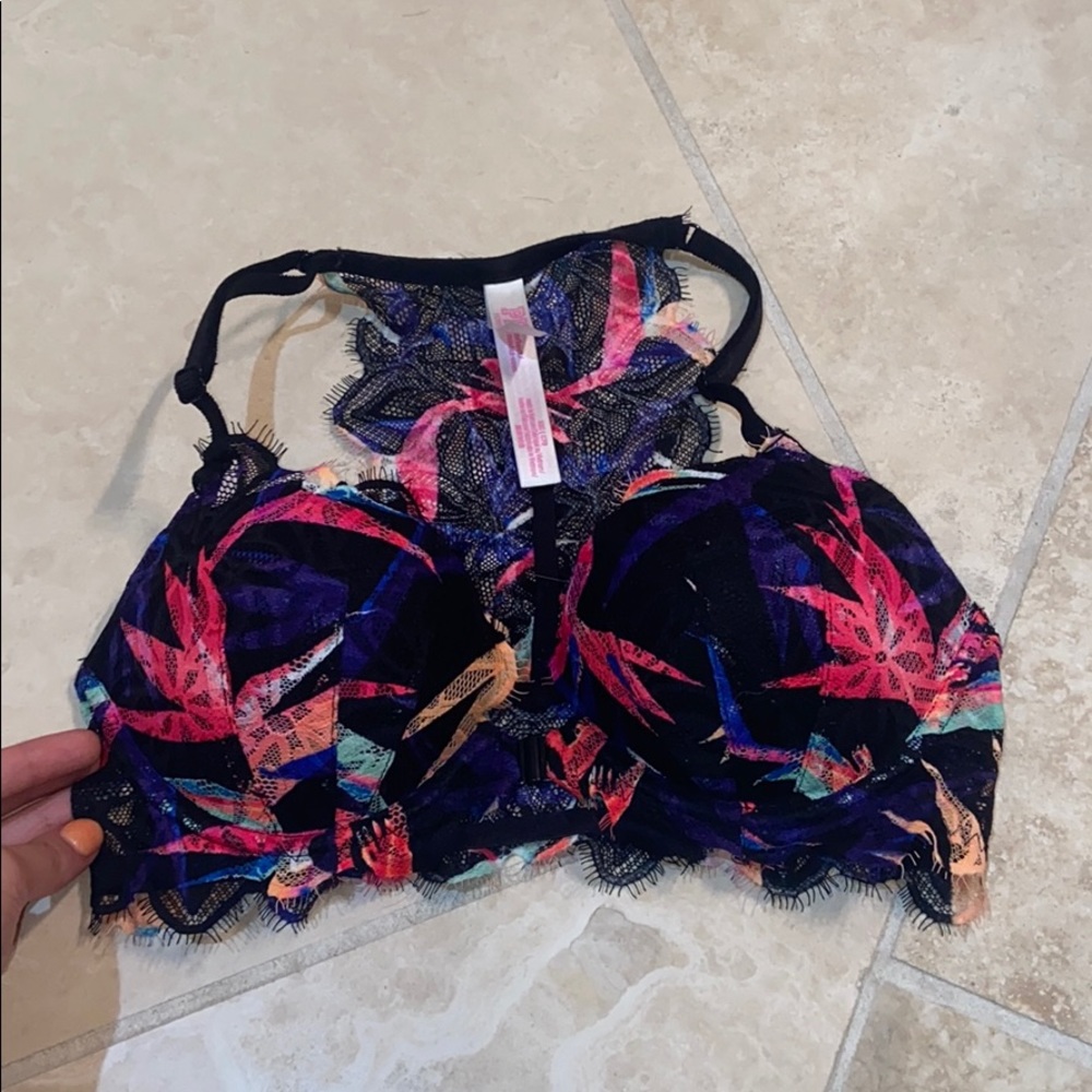 Victoria’s Secret PINK bra